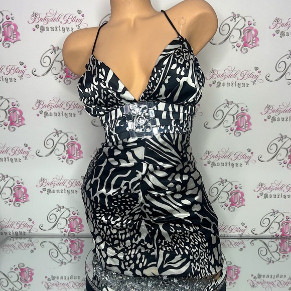 Roberta dress mini black white shimmer shiny rhinestone crystal bling emblem - Picture 10 of 14